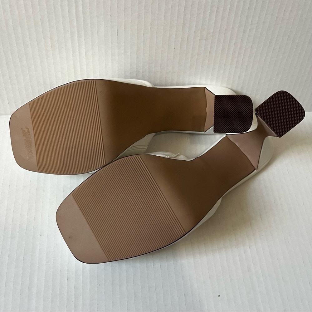 WILD PAIR- NEW Elegant White Women's Heels Size 9.5in - Picture 3 of 6